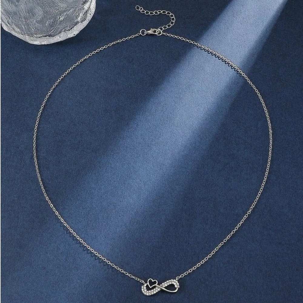 ⚠️Clearance Silver Infinity And Heart Pendant Necklace SS - Picture 4 of 5